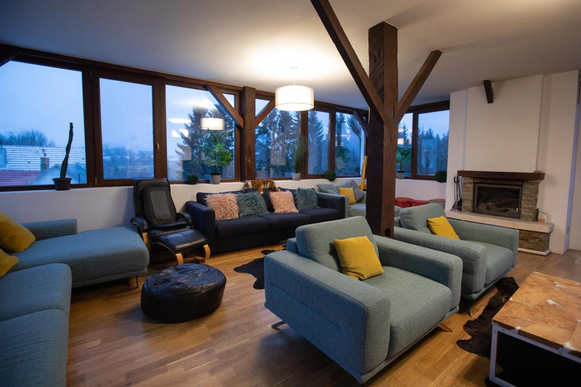 Maison De L'Amour Brebu Nou ภายนอก รูปภาพ