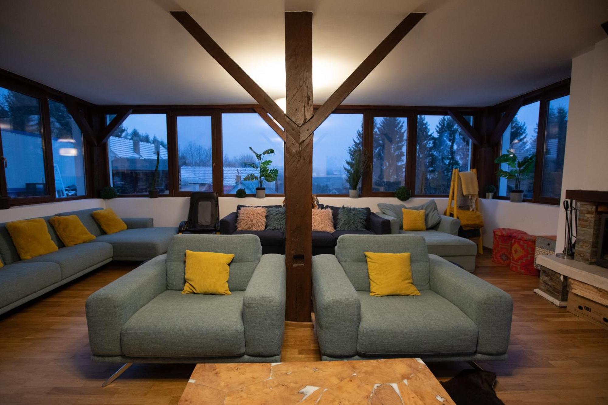 Maison De L'Amour Brebu Nou ภายนอก รูปภาพ